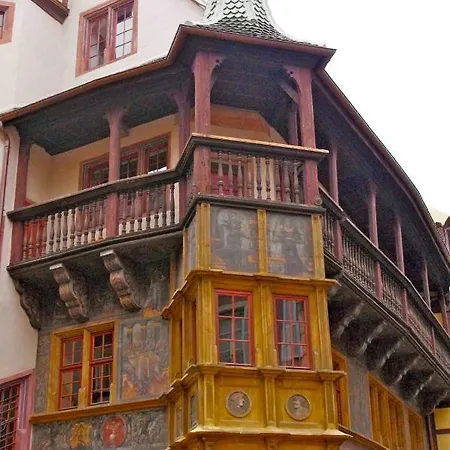 Hyper Centre 10 Pers *