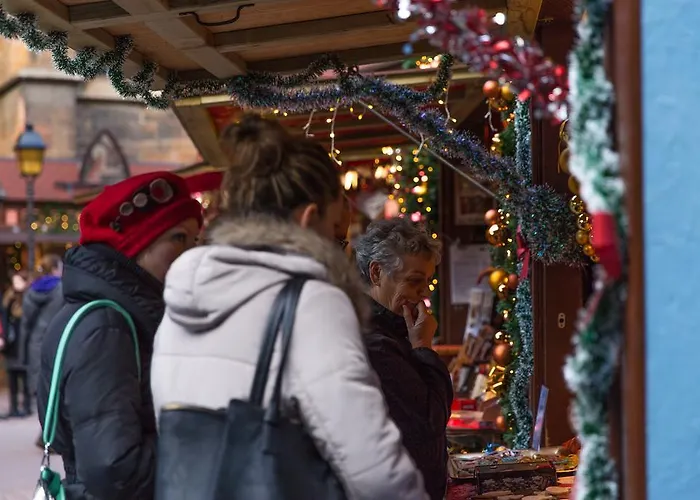 Hyper Centre 10 Pers 아파트 콜마