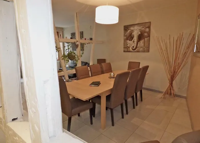 Hyper Centre 10 Pers *