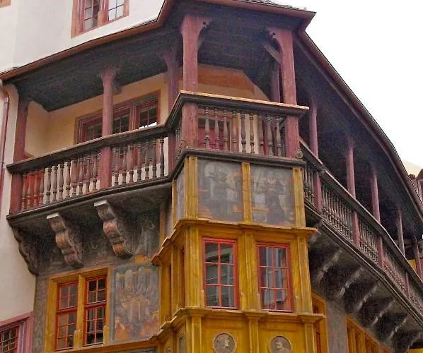 Hyper Centre 10 Pers *